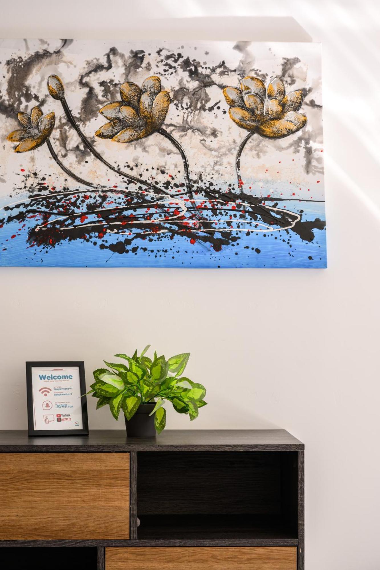 F9 Room 1, Private Double Room With Private Bathroom In Shared Flat Msida Buitenkant foto