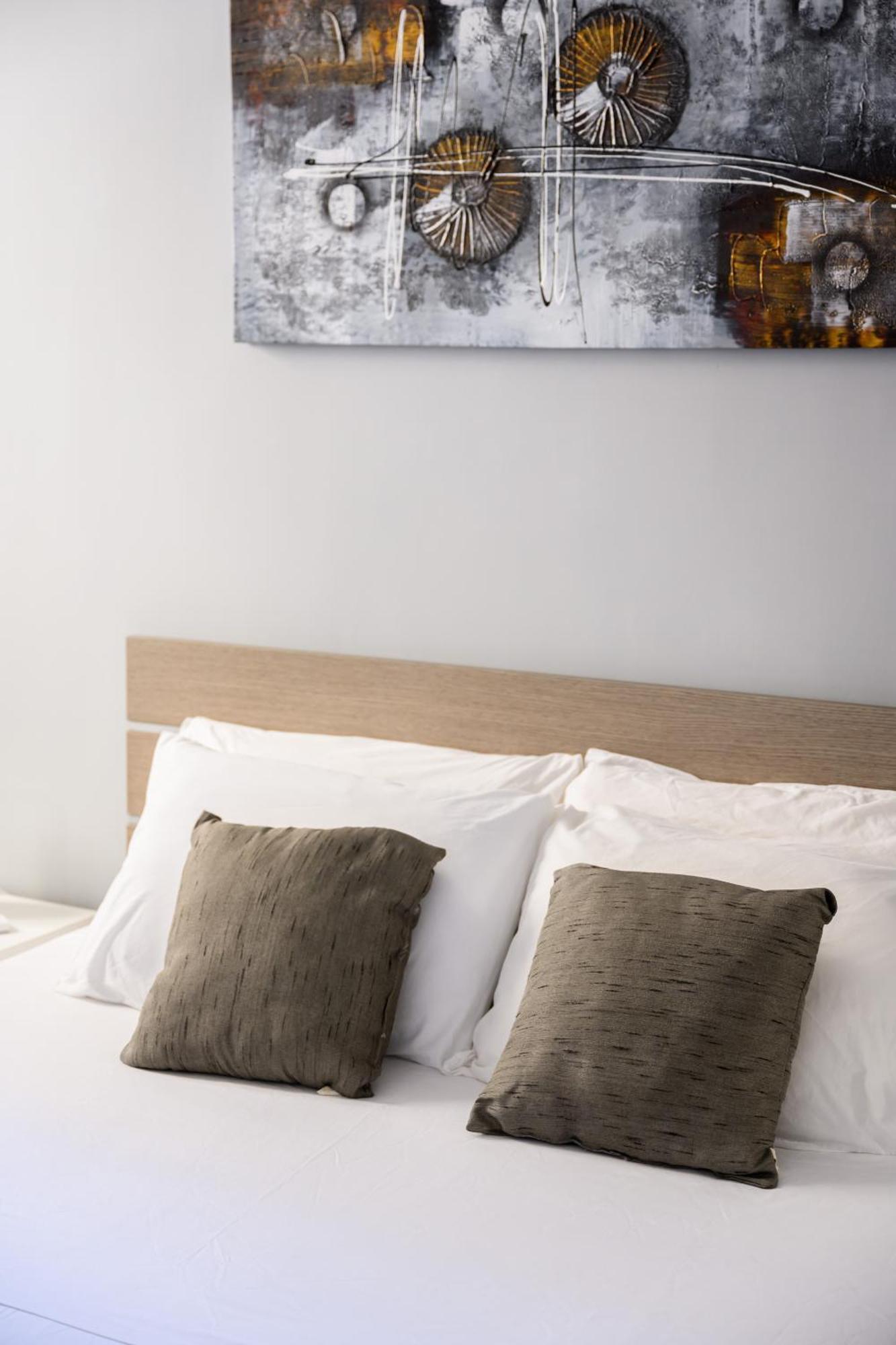 F9 Room 1, Private Double Room With Private Bathroom In Shared Flat Msida Buitenkant foto